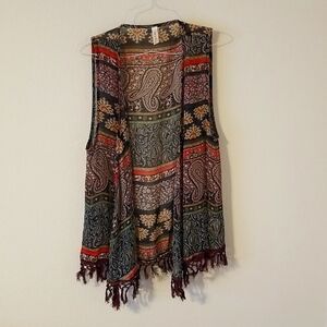 Boho Patterned Sleeveless Shawl Vest